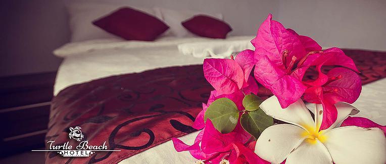 Turtle Beach Hotel Ujunggenteng Buitenkant foto